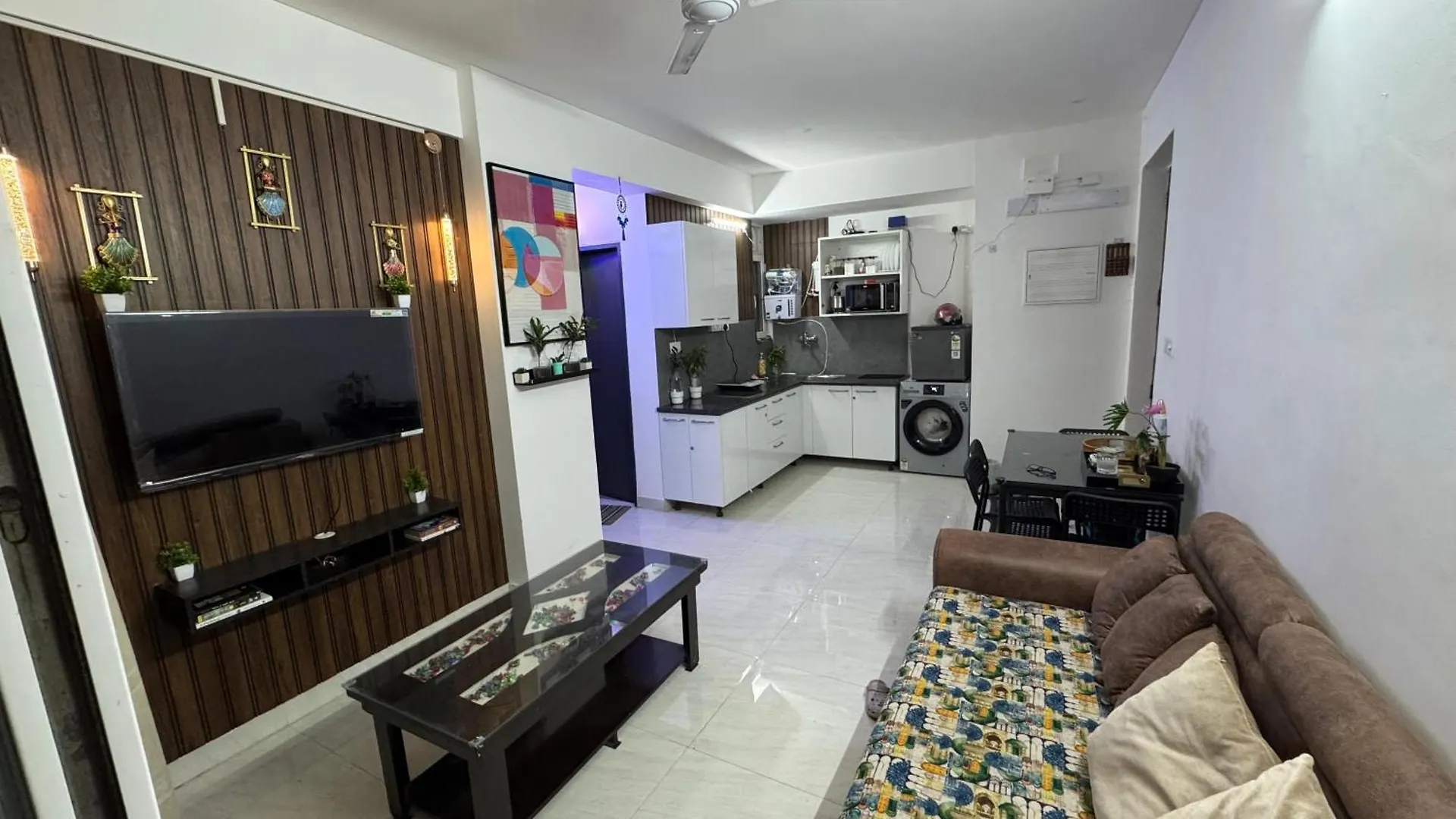 Dwarka Express Studios Gurgáon Apartmán